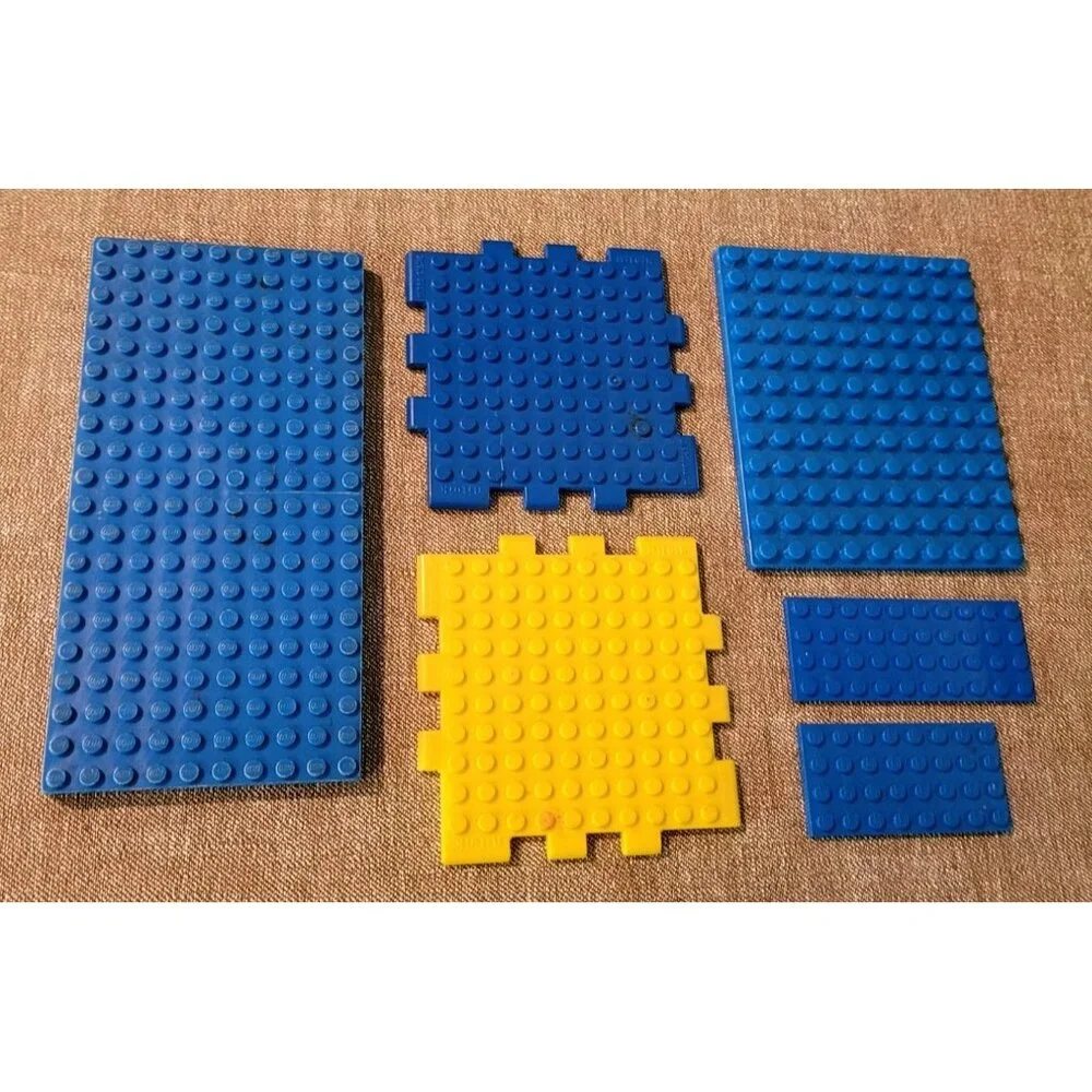 Lego and Lego Compatible Parts and Building Pieces Toys Multi-Colored Lot JH724